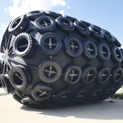 80kPa Yokohama Pneumatic Rubber Fender 2.0 * 3.5M ลอยสำหรับจัดส่งไปยัง Ship