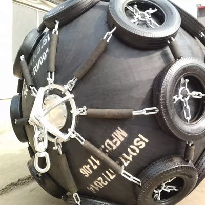 4.5 * 9.0M บังโคลนยางลม STS Dock Mounted Fenders 80kPa ISO17357-1: 2014