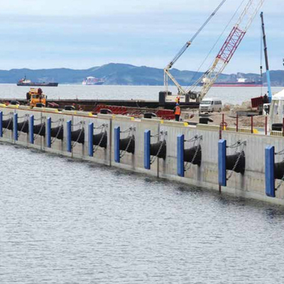 NBR / NR กรวยยางกันกระแทก PINC2002 ความต้านทานการฉีกขาด Marine Dock Bumpers
