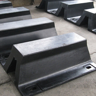 PIAC2002 V Type Rubber Dock Fender ทนทานต่อการฉีกขาด