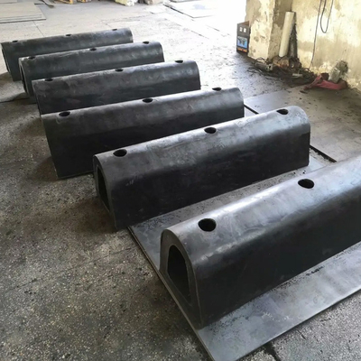กำหนดเอง Heavy Duty D Type Fenders PINC2002 300H Hollow D สำหรับ Marine Dock Ship