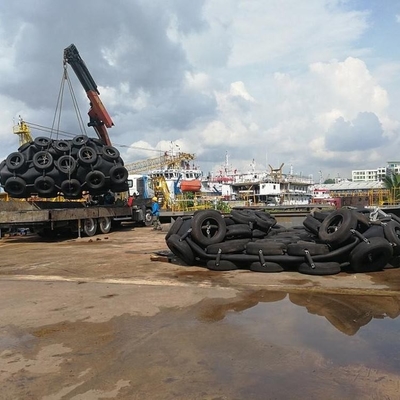 ท่าเทียบเรือ Marine Dock Floating Yokohama Rubber Fender Iso 17357 50 Kpa