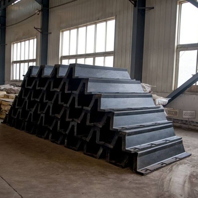 V Type Arch NBR ยางกันกระแทกสำหรับ Docks Protection Pinc 2002