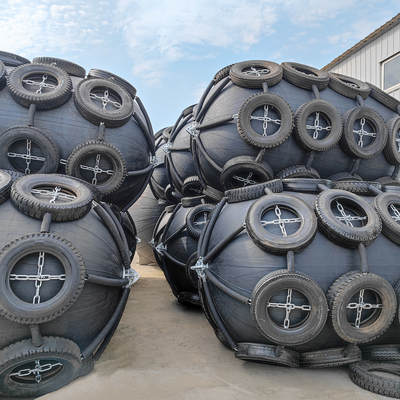 2.0 * 3.5m บังโคลนยางลม Iso17357 Standard Mooring Floating