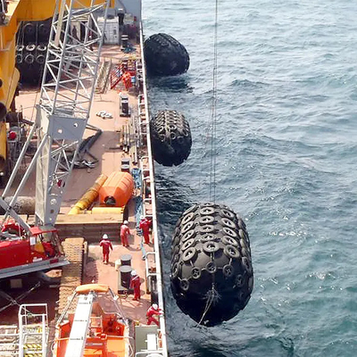 ISO 17357 Fender Yokohama Rubber Fender มาตรฐานคุณภาพอากาศ Dock Port STS