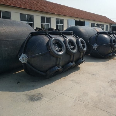 Pianc 2002 Marine 3.3 X 6.5m Floating Fender Yokohama Boat Dock พร้อมยางเครื่องบิน