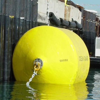 โพลียูรีเทนเรือโฟมบังโคลนทรงกระบอก Dia 1200mm * 2000mm สำหรับการป้องกัน Dock