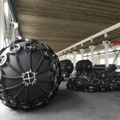 Dock Jetty Pneumatic Rubber Fender Yokohama พองป้องกันการชนกัน
