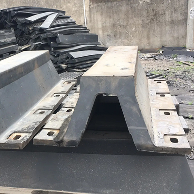 Marine Curved Bridge Fender Arch สำหรับการบีบอัดและความทนทานสูง