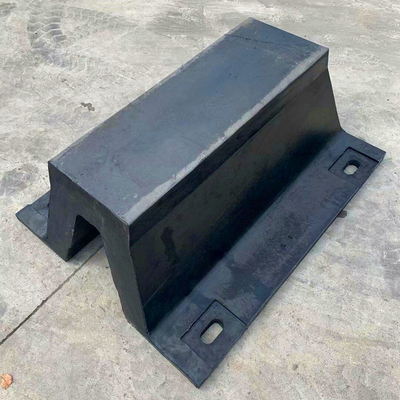 Marine V Type Fender Rubber ความยาวที่กำหนดเองสำหรับการป้องกันเรือและเรือ
