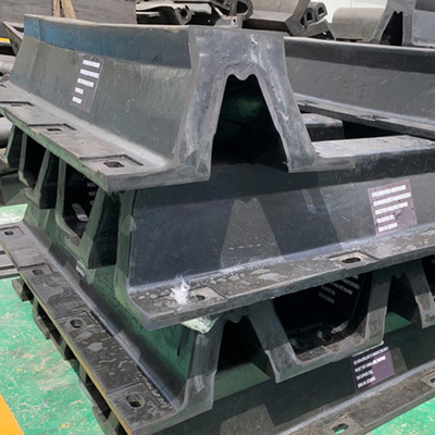 DNV ปรับปรุง Fender แบบ V ทหารเรือ Dock ยางเรือ Fenders Bumper