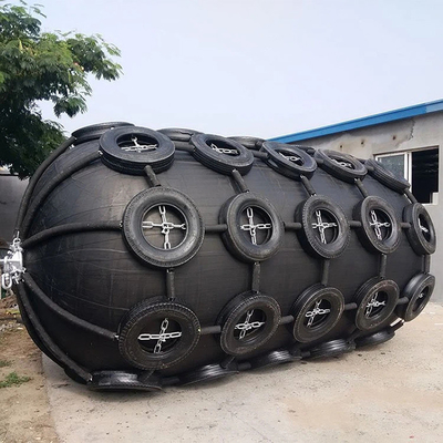 เรือเดินทะเลเรือ 50kPa บังโคลนยางลมพร้อมยางและโซ่ปกป้องเรือเทียบท่า