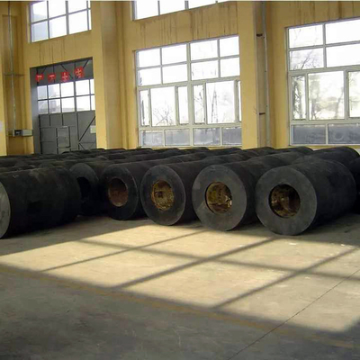 เรือยาง 300x150 Fenders กระบอกสําหรับการป้องกันท่าเรือท่าเรือ