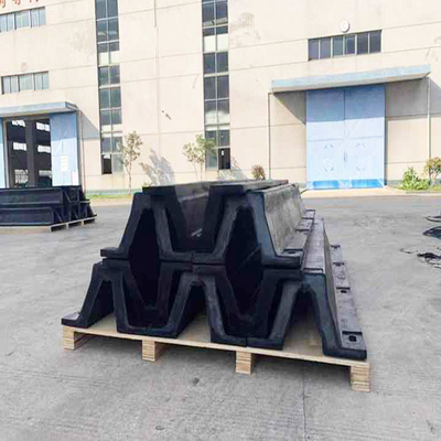 โมลด์ยาง ทหารเรือ Dock Fenders สีดํา ความสามารถบิดสูง