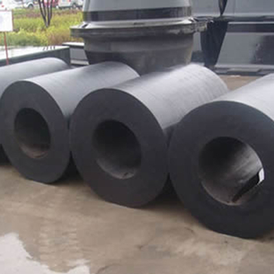 1900 มิลลิเมตร Fenders ยางกระบอกหลากหลายสําหรับการคุ้มครองที่ดีกว่าของเรือ