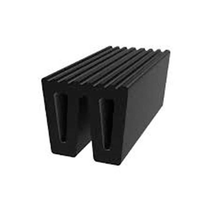 การบํารุงรักษาที่ต่ําตึงเรือ Fenders Dock Fenders Custom Fenders ทนทานต่อการกัดกร่อน