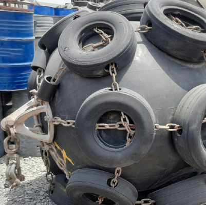 โดกยาง Fender ราคาถูก โดกยาง Pneumatic Fender สําหรับโรงงานสร้างเรือ
