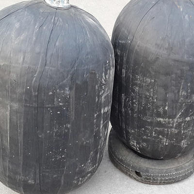 เครื่องป้องกันเรือ Jumbo Fender ตามมาตรฐาน ISO17357 2014 สําหรับเรือที่จอด