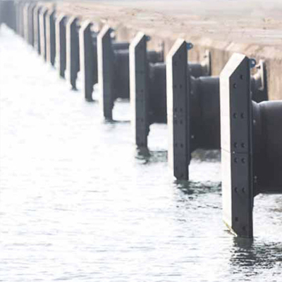 จีนมืออาชีพ Super Cell Boat ยาง Fender Marine สําหรับการ dock