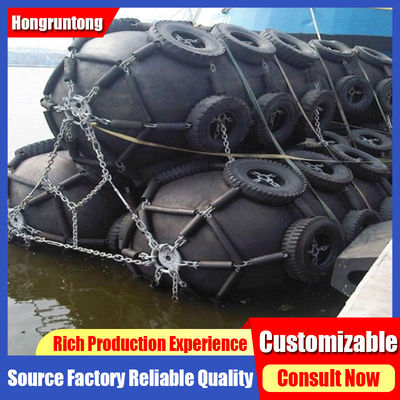 Pneumatic Rubber Fender Lightweight Structure Excellent Pressure Resistance Easy Installation
