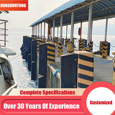 ประเภท V Dock Bumper ความทนทานแรงต่อแรงกระแทก ความทนทานยาวนาน การติดตั้งง่าย