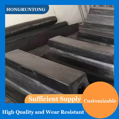 V Dock Fender ความดึงดูดแรงกระแทกสูง ความต้านทานการบดอัดที่ดีมาก อายุการใช้งานยาว